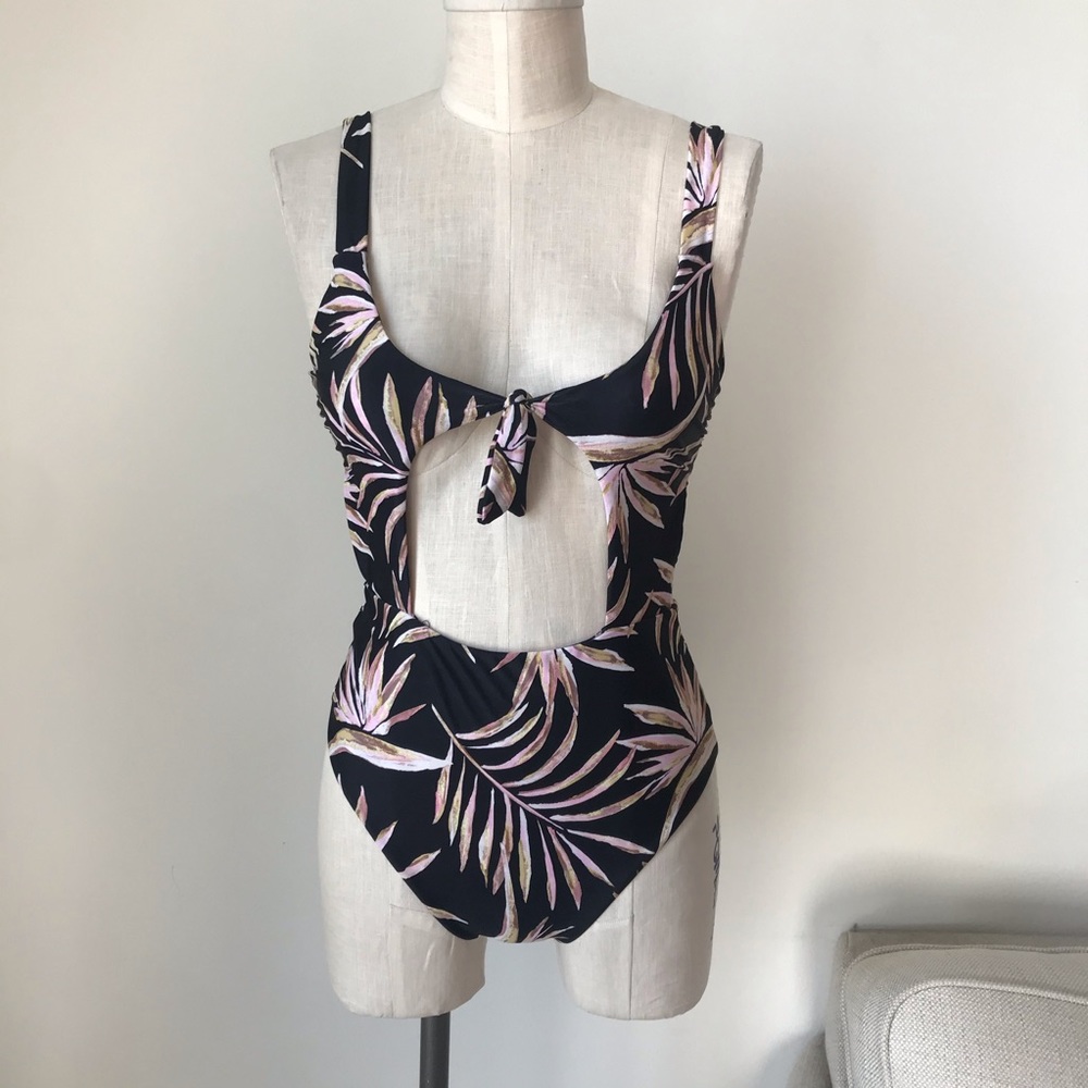 Amuse Society Touch Me Not One Piece Swimsuit